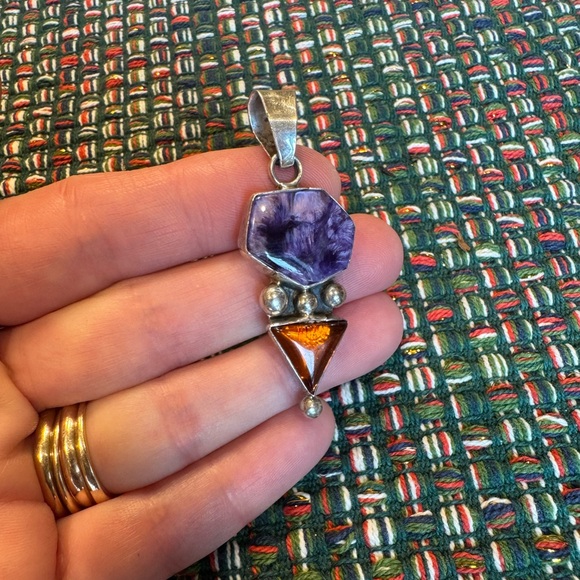 Vintage Navajo Artisan Thomas Francisco Sterling Silver Charoite Amber Pendant. - Picture 12 of 16